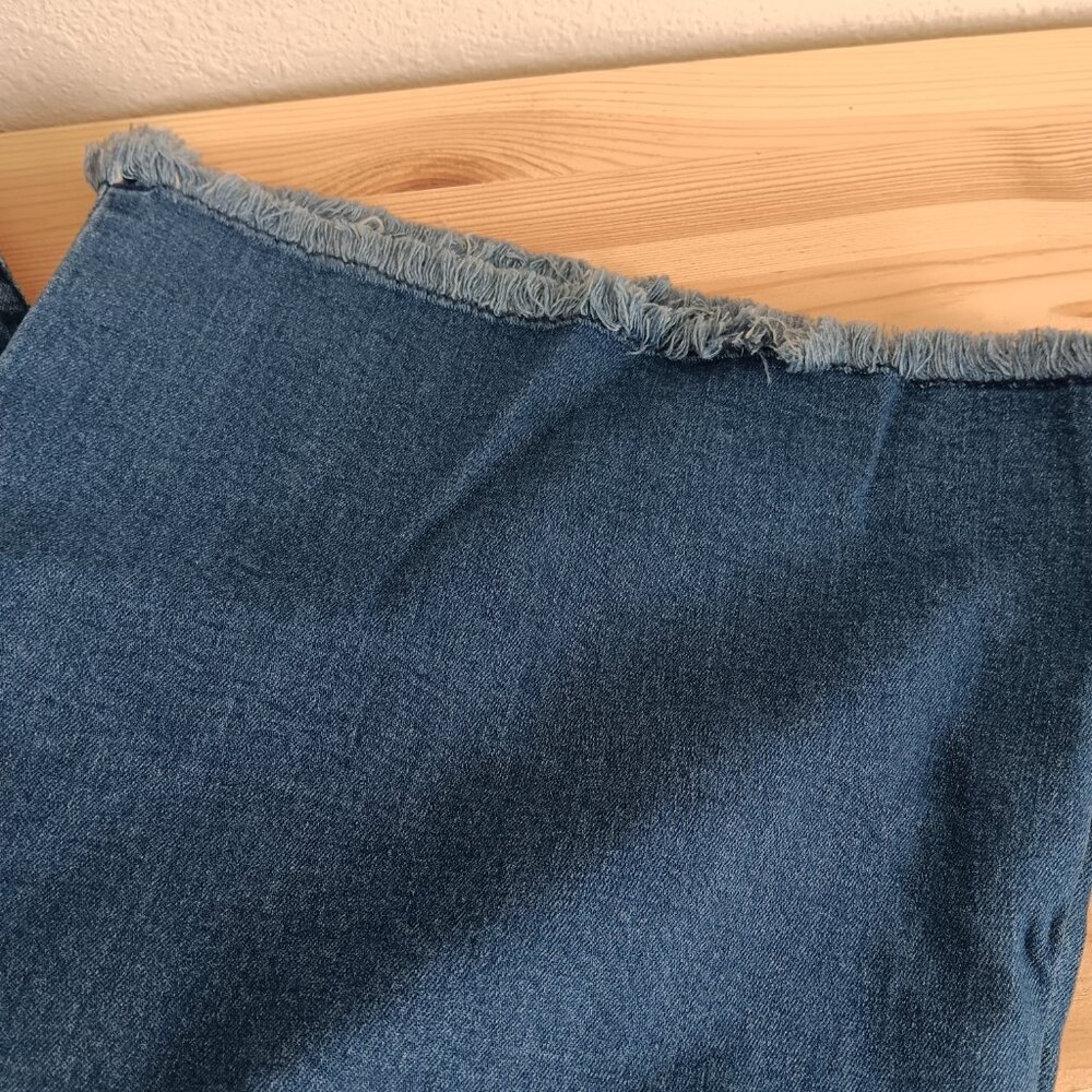 Women With Control Petite Wonder Denim Kick Flare Jeans ,midwash Sz 26WP a599465 - Picture 5 of 5